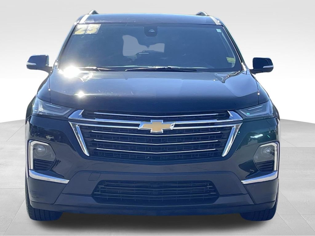 Used 2023 Chevrolet Traverse LT image 9