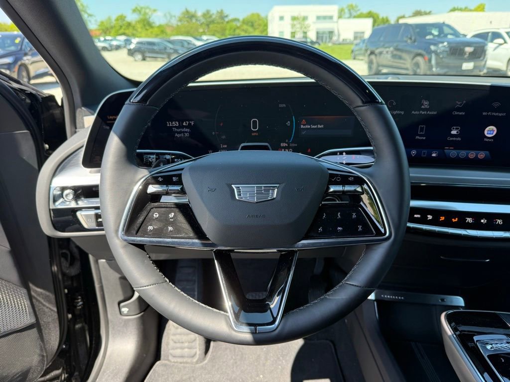 Certified 2025 Cadillac Lyriq Luxury AWD/4WD image 20
