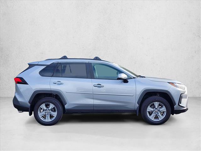 Certified 2025 Toyota RAV4 XLE FWD image 4