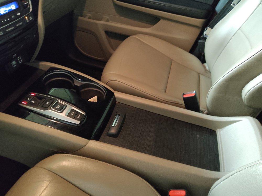 Used 2020 Honda Pilot Touring image 26