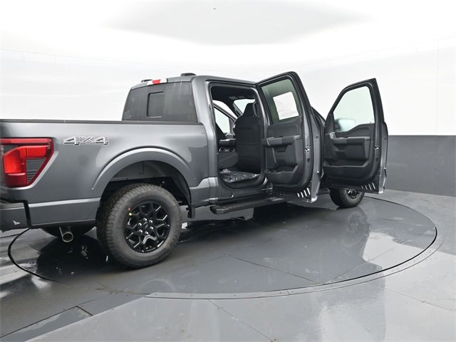 New 2025 Ford F150 XLT w/ Equipment Group 302A MID image 29