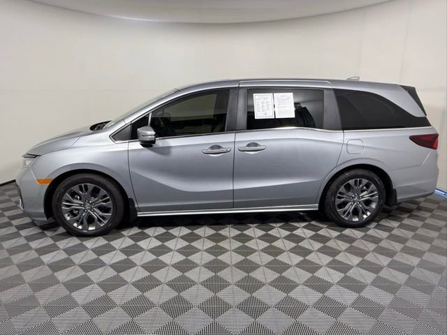 Used 2026 Honda Odyssey Touring video 3