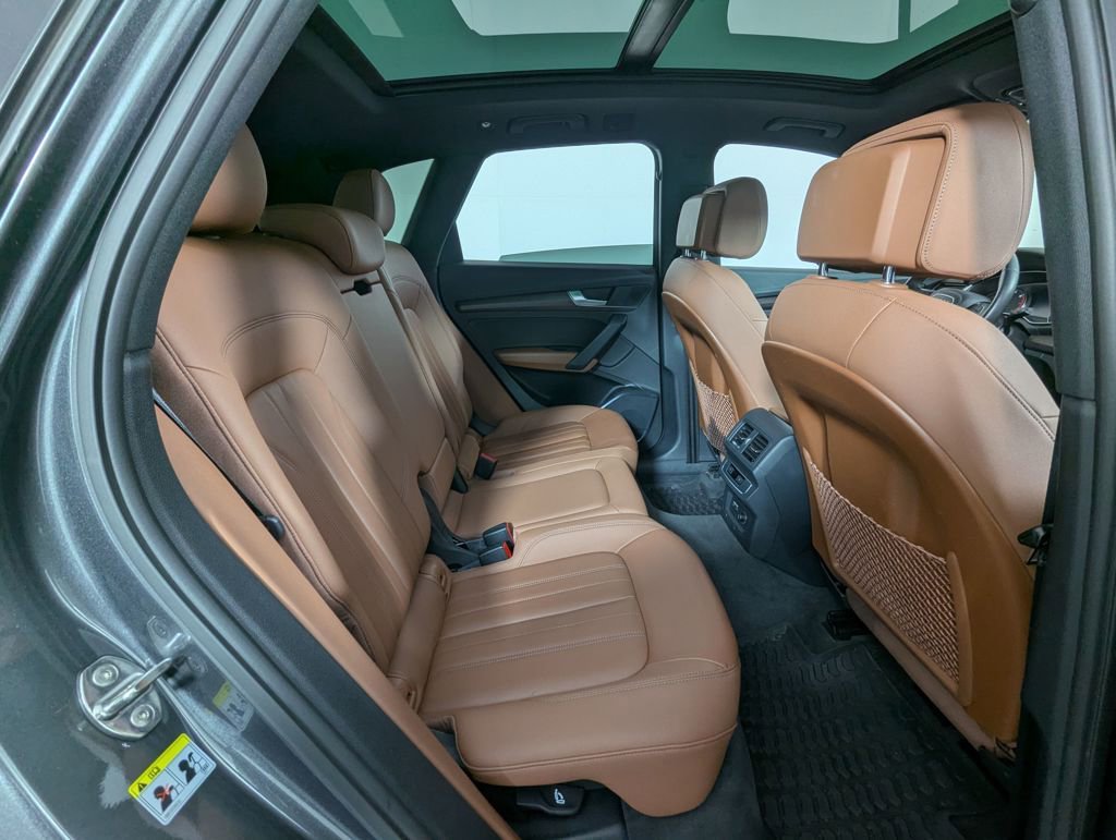 Used 2022 Audi Q5 2.0T Premium w/ Convenience Package image 33