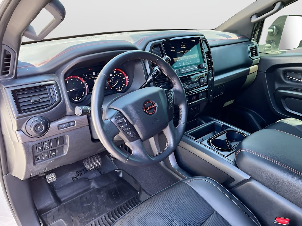 Used 2023 Nissan Titan PRO-4X w/ Off Road Protection Package AWD/4WD image 9