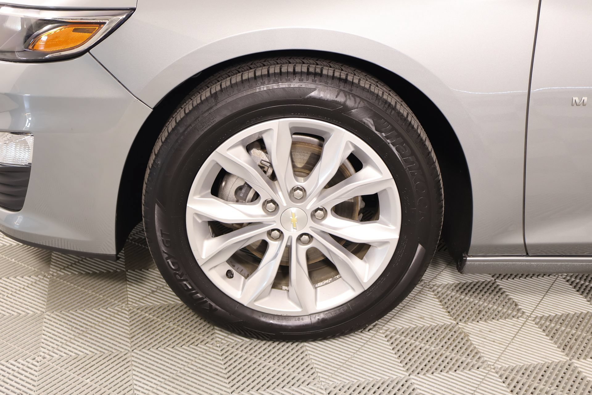 Used 2024 Chevrolet Malibu LT FWD image 17