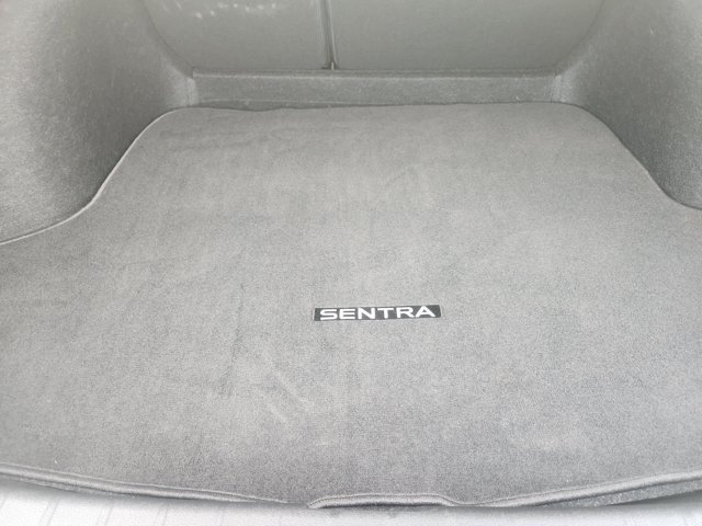 Used 2026 Nissan Sentra SR w/ Floor Mat Package FWD image 31