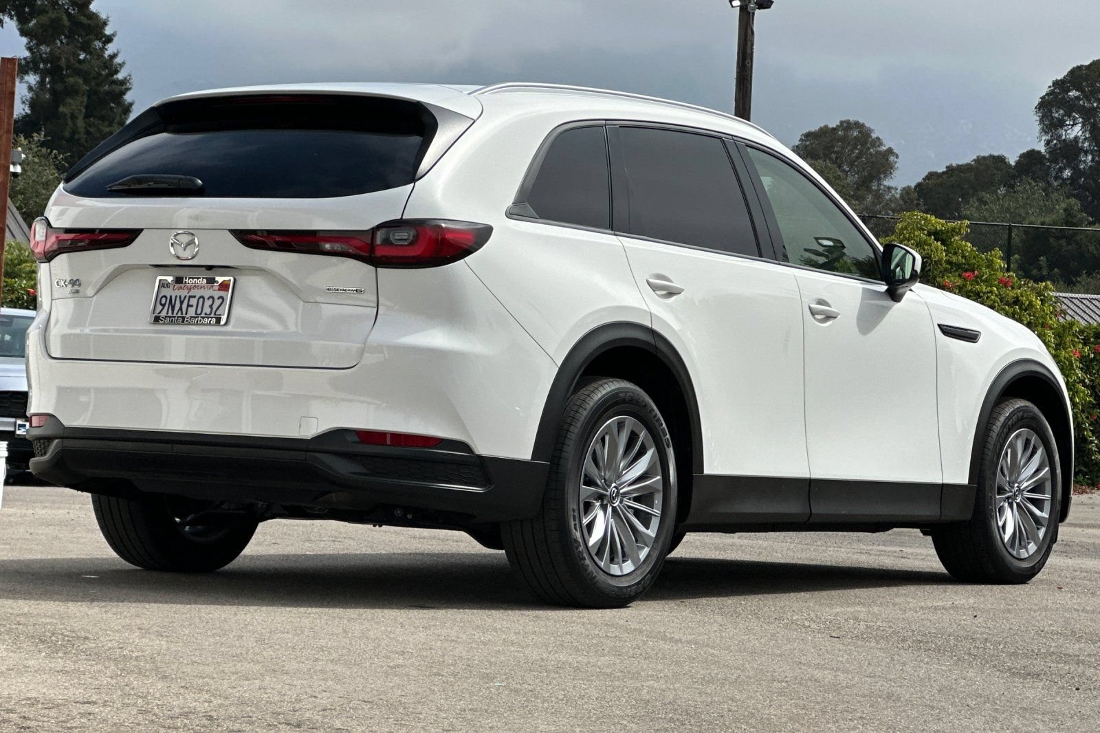 Used 2024 MAZDA CX-90 3.3 Turbo w/ Preferred Plus AWD/4WD image 4