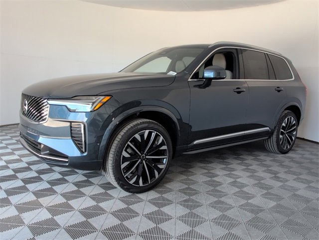 New 2026 Volvo XC90 B6 Plus w/ Protection Package Premier image 4