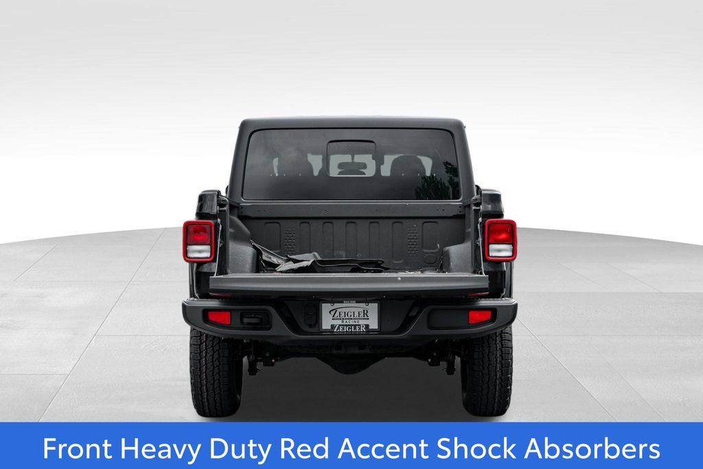 Used 2022 Jeep Gladiator Sport AWD/4WD image 10