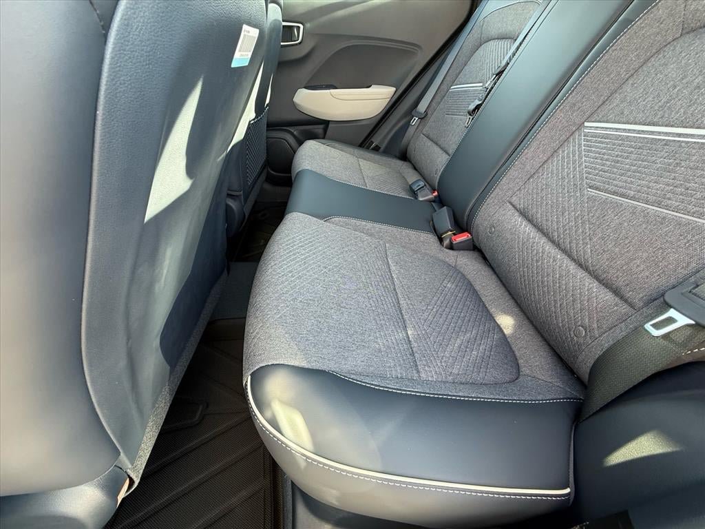 Used 2026 Hyundai Venue SEL FWD image 13