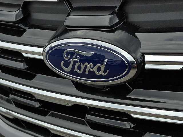 New 2026 Ford Explorer Active w/ Active Comfort Package AWD/4WD image 11