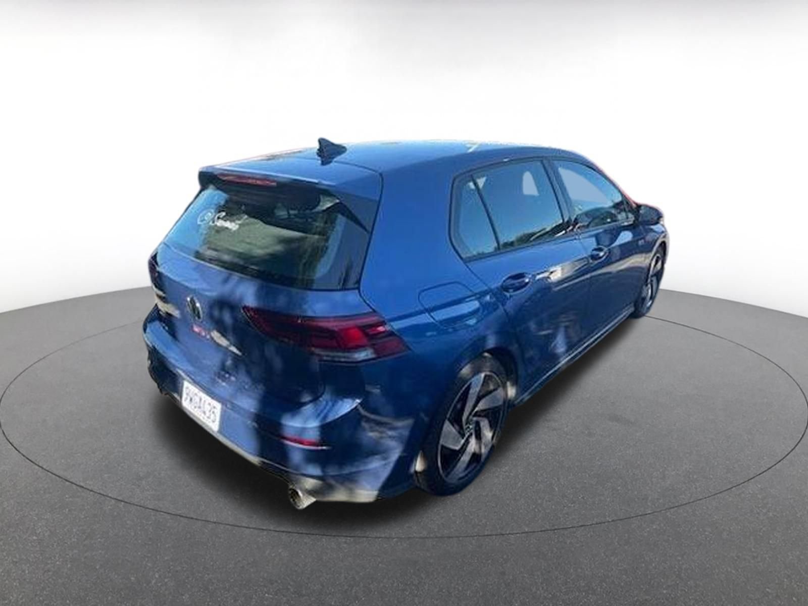 Used 2026 Volkswagen Golf S FWD image 7