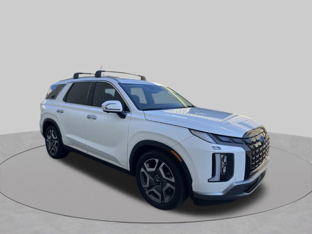 Used 2024 Hyundai Palisade Limited FWD image 4