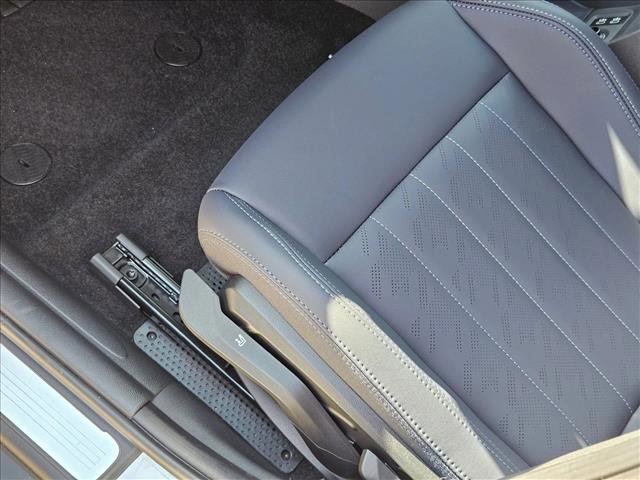 Used 2025 MINI Cooper S image 4