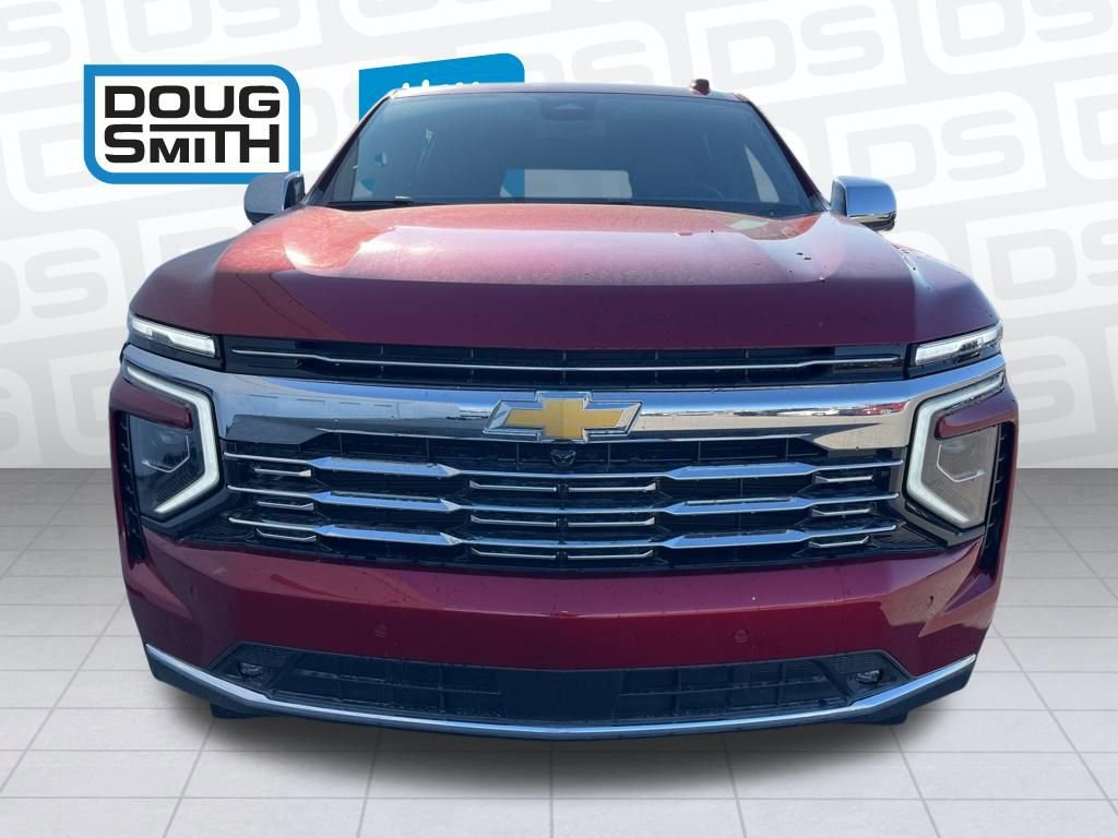 New 2026 Chevrolet Suburban Premier image 2