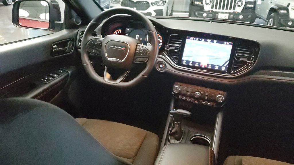 Used 2025 Dodge Durango GT w/ Blacktop Package image 13