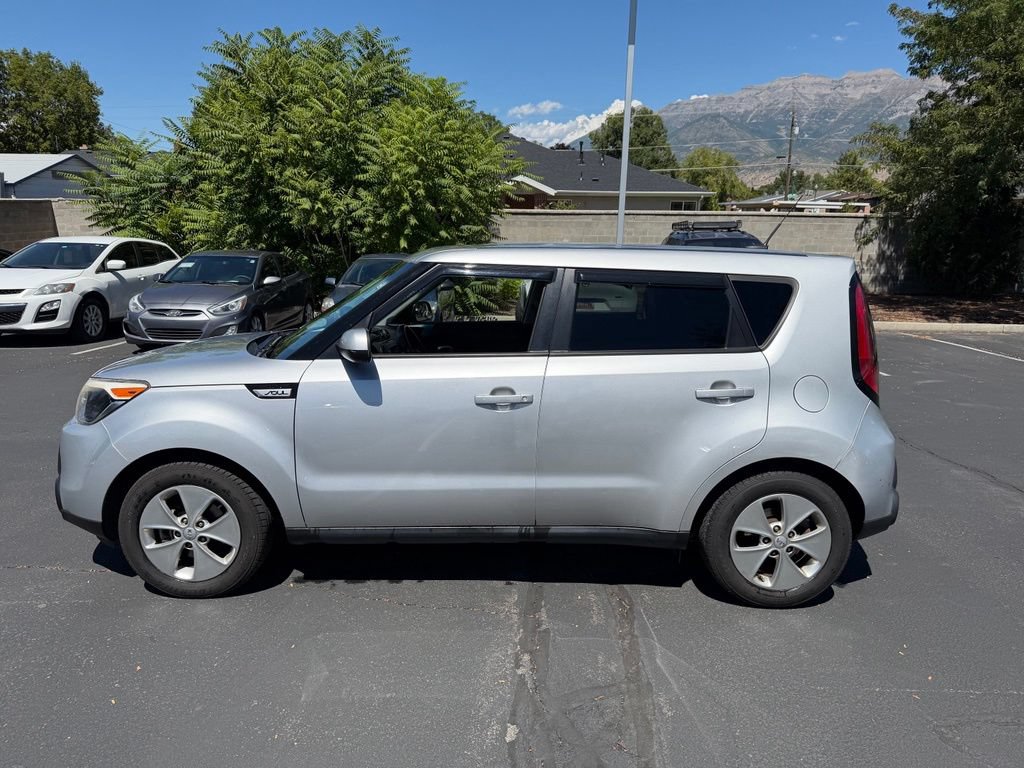 Used 2016 Kia Soul FWD image 6