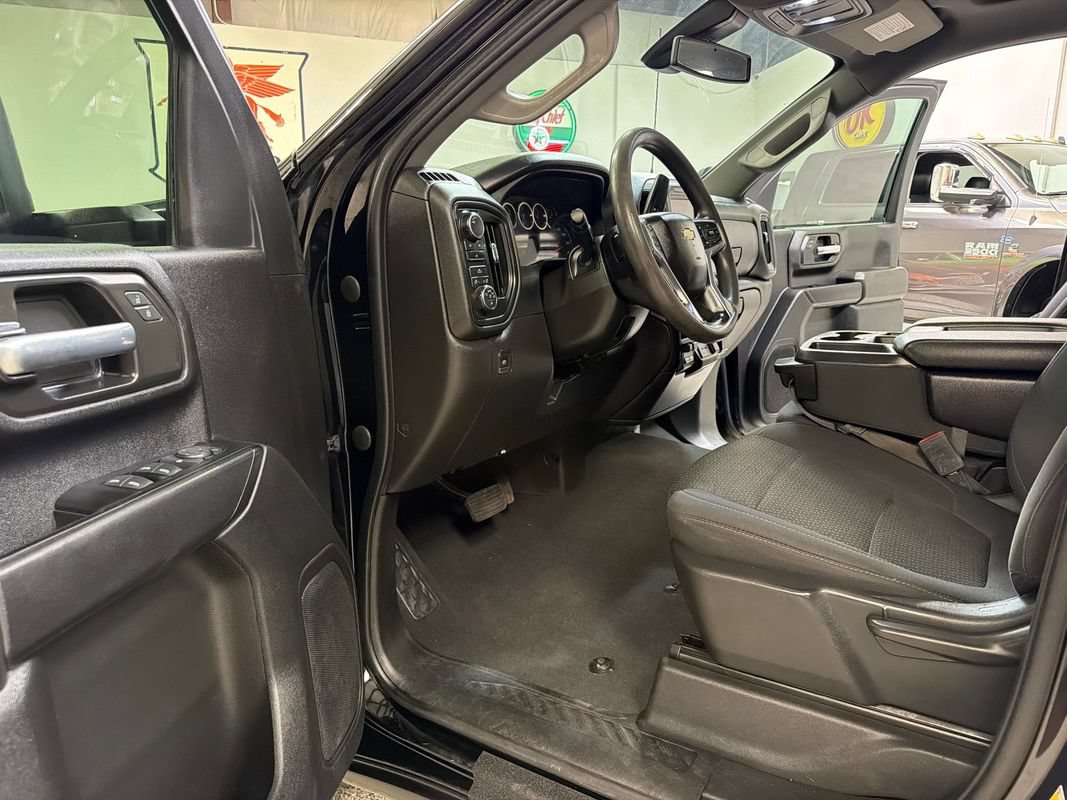 Used 2023 Chevrolet Silverado 2500 Custom w/ Custom Value Package AWD/4WD image 24