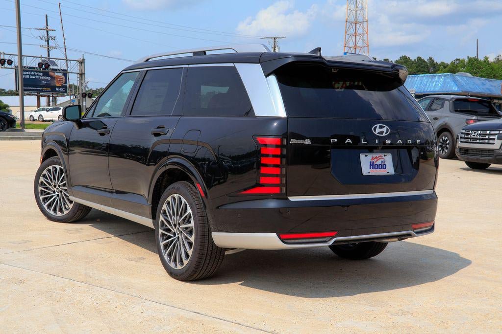 New 2026 Hyundai Palisade Calligraphy FWD image 2