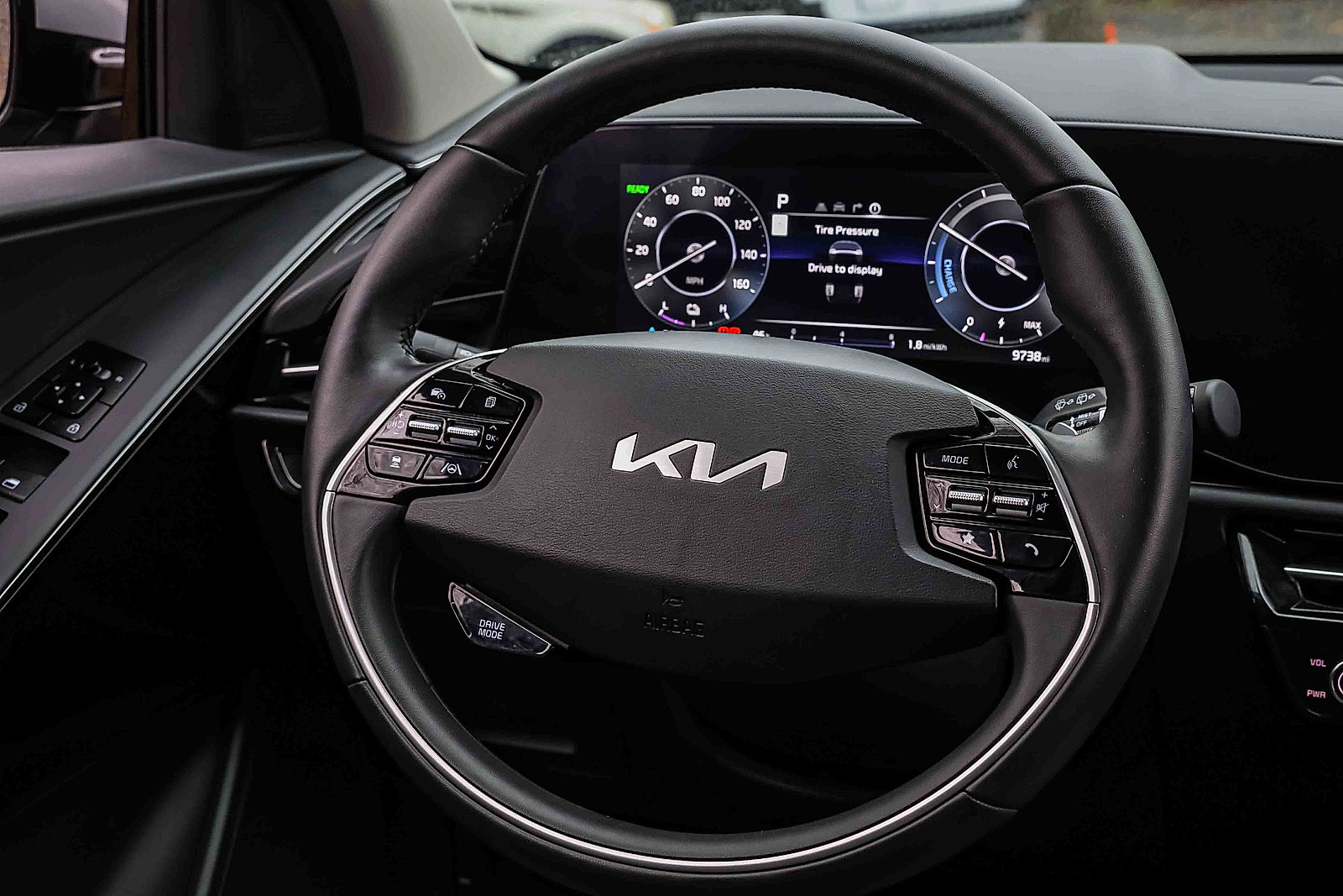 Used 2024 Kia Niro Wind w/ Wind Preserve Package image 9