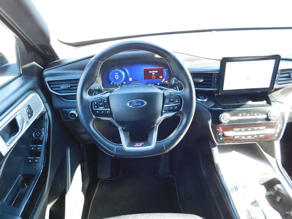 Used 2022 Ford Explorer ST w/ Equipment Group 401A image 16
