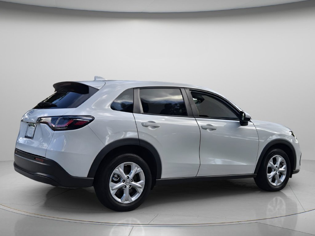 Certified 2024 Honda HR-V LX image 7