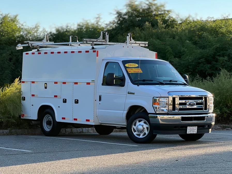 Used 2023 Ford E-350 and Econoline 350 Super Duty w/ Power Windows & Locks Group