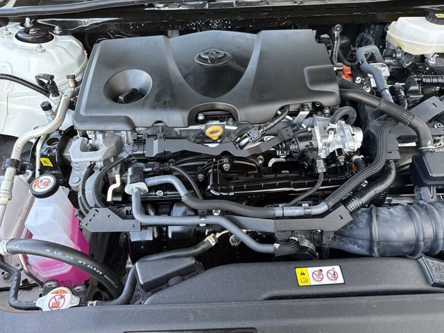 Used 2025 Toyota Camry SE w/ Convenience Package image 34