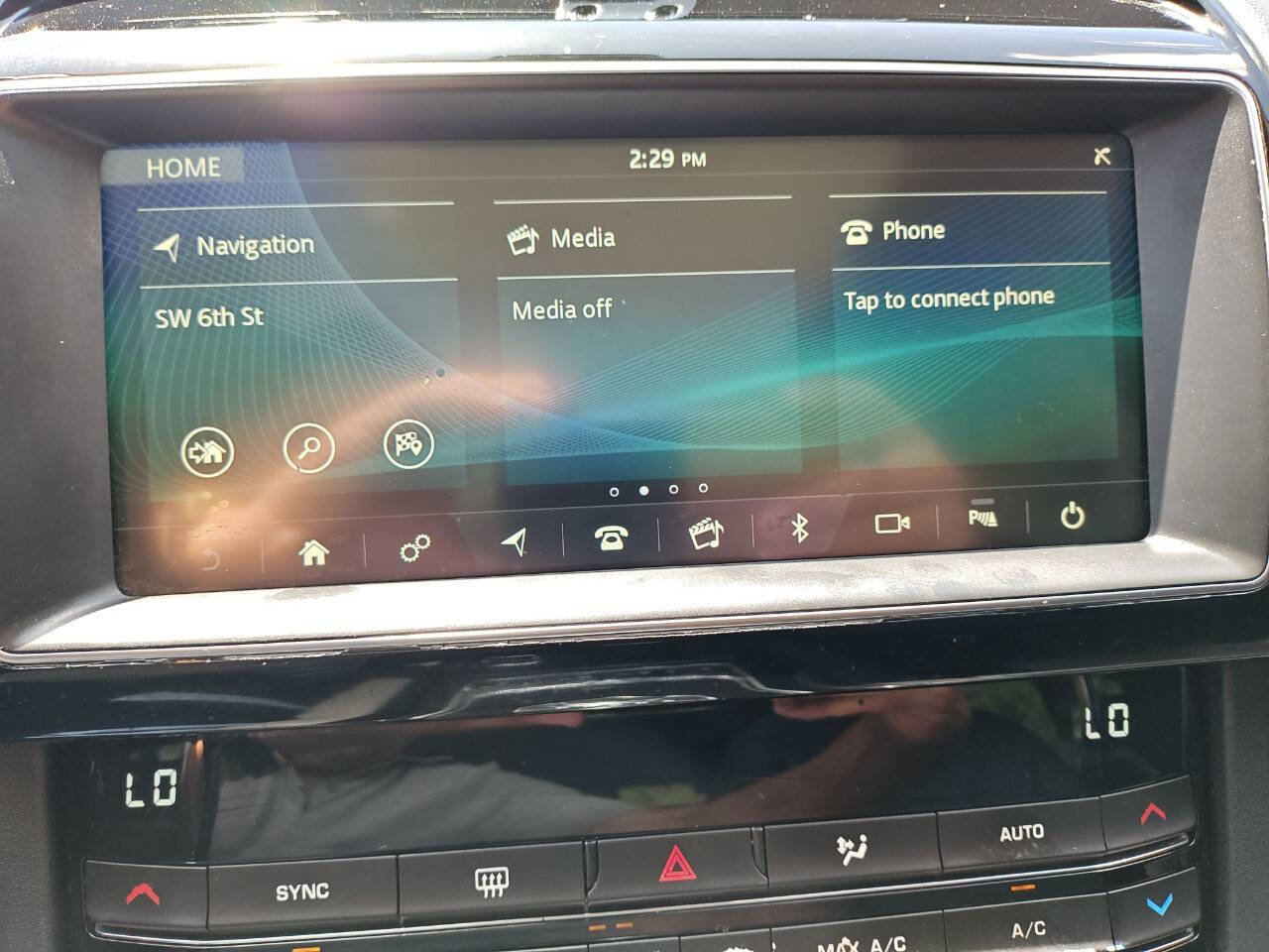 Used 2019 Jaguar F-PACE AWD/4WD image 23