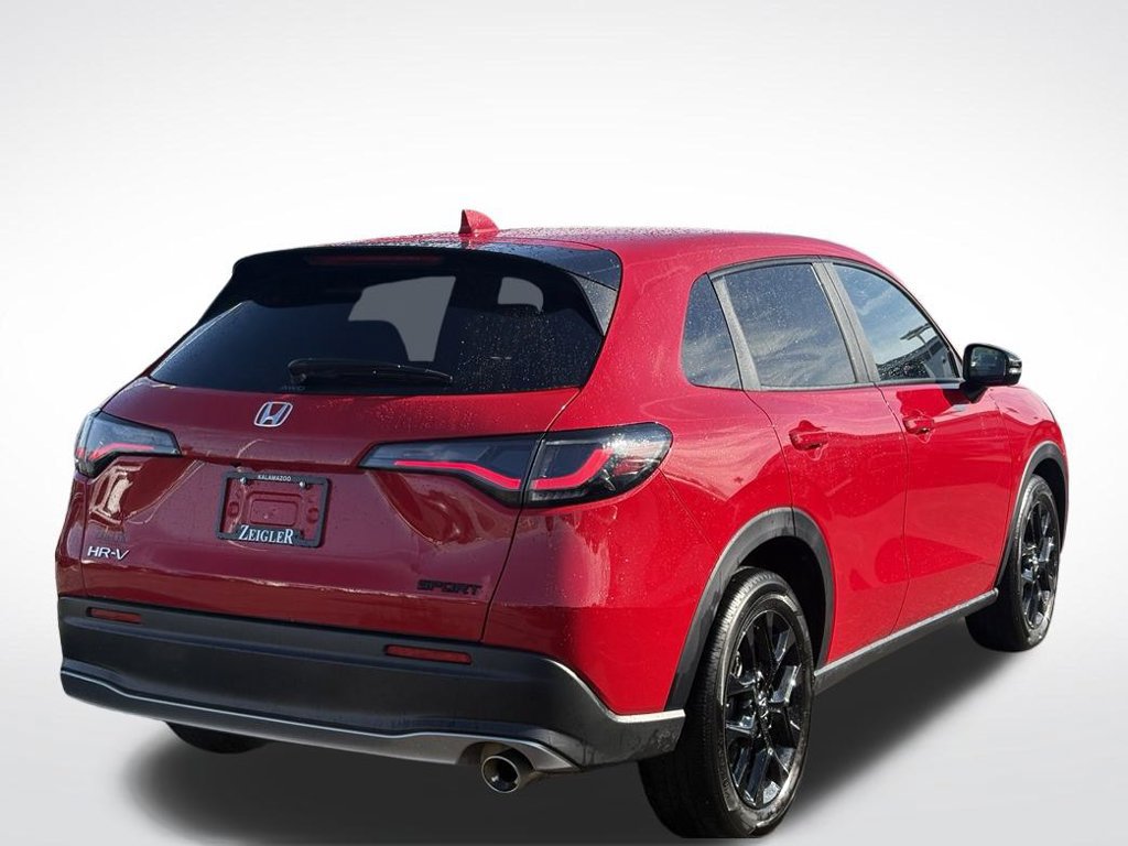 Used 2024 Honda HR-V Sport image 4