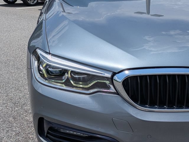 Used 2018 BMW 530e RWD image 11