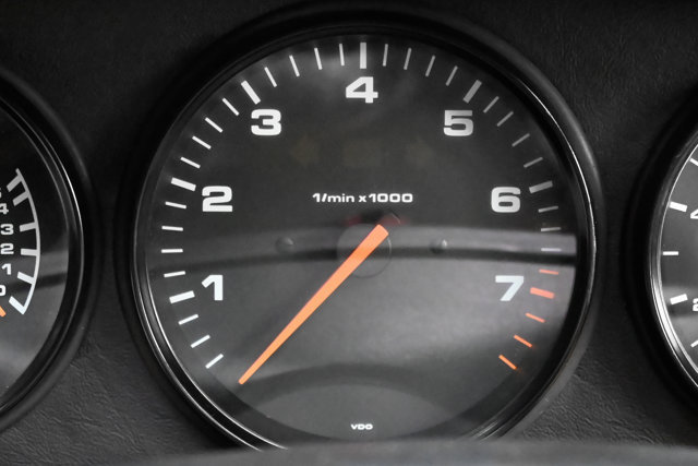 Used 1995 Porsche 911 Carrera RWD image 66