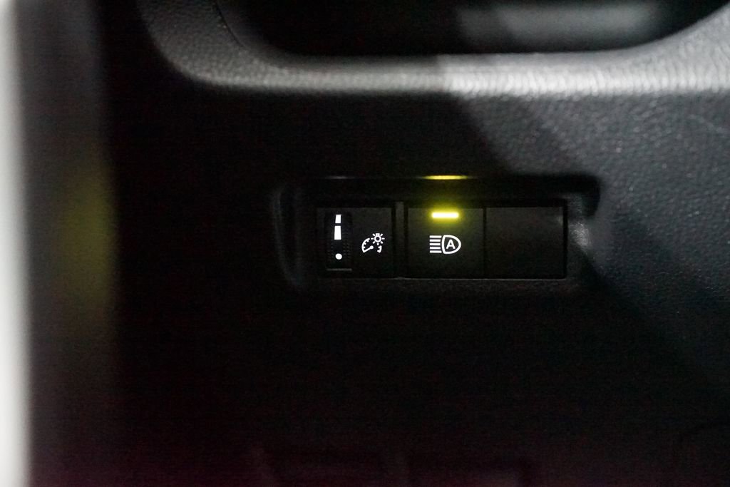 Certified 2025 Toyota RAV4 LE image 23