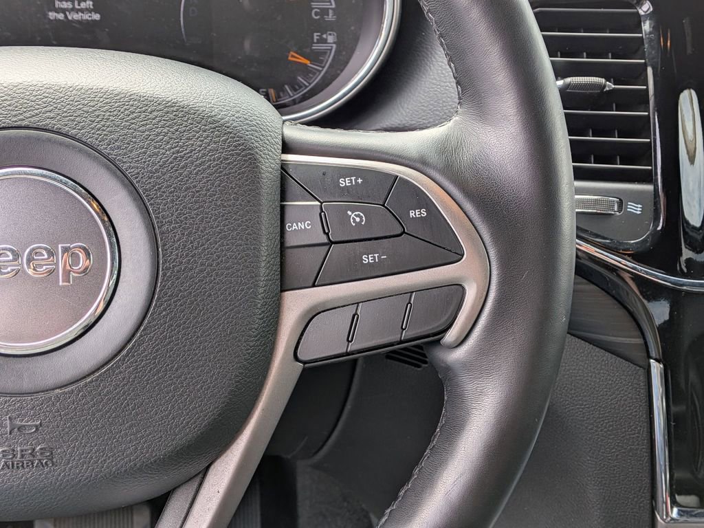 Used 2020 Jeep Grand Cherokee Altitude image 20