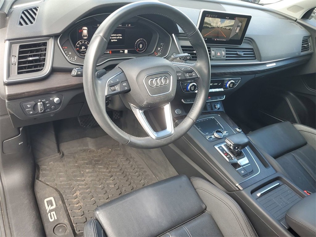 Used 2020 Audi Q5 Prestige image 18