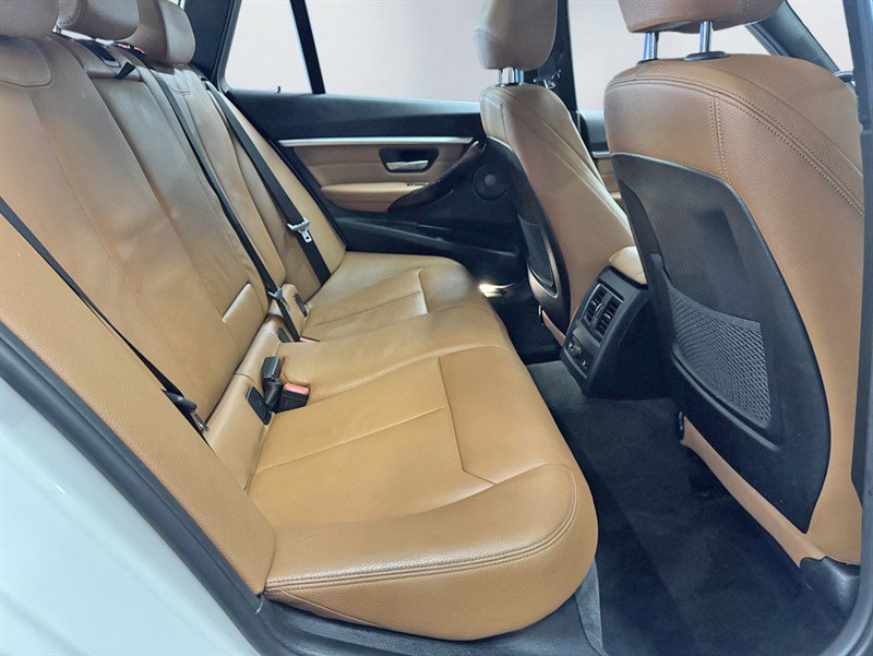 Used 2016 BMW 328i xDrive Wagon image 23
