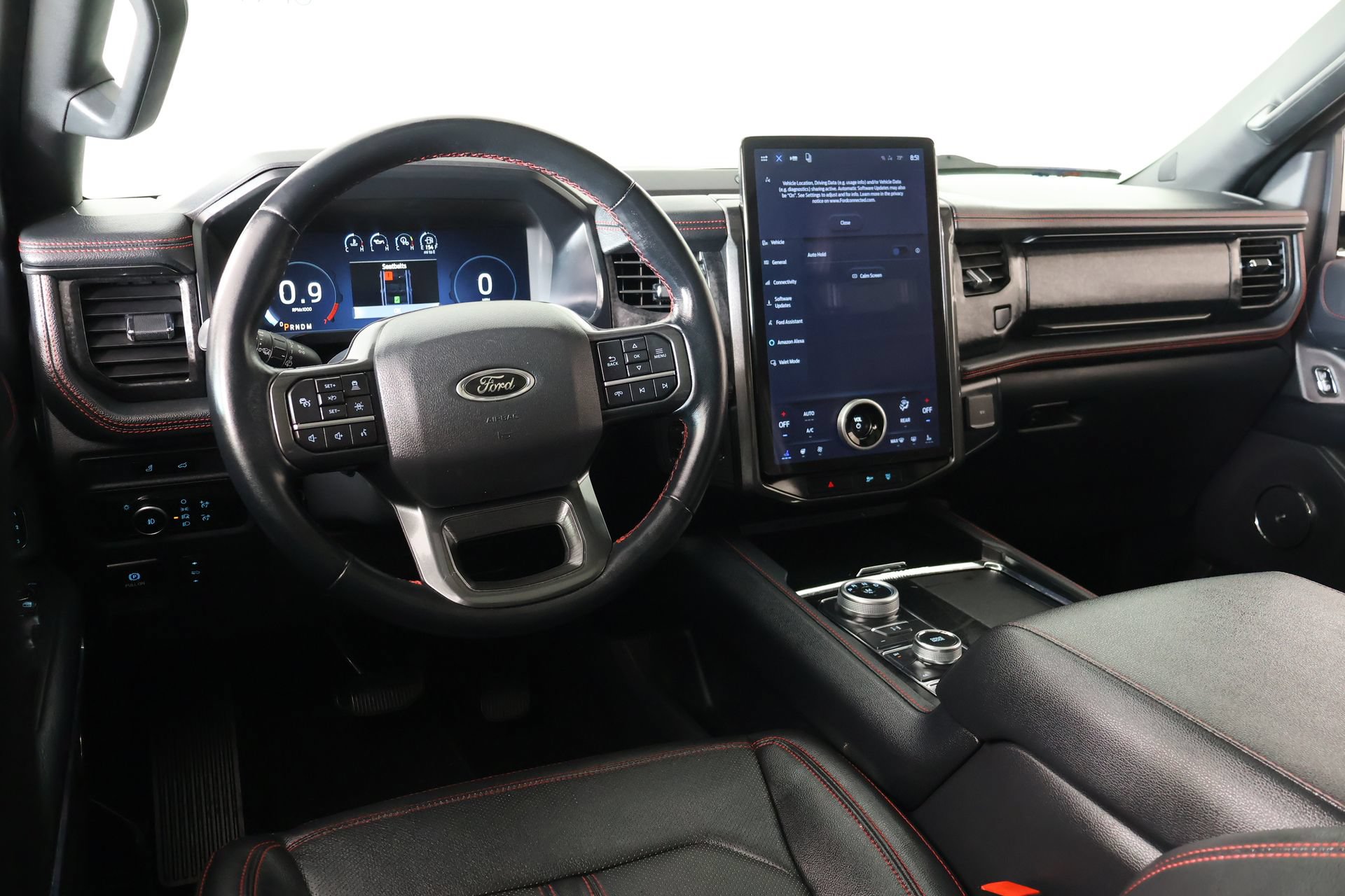 Used 2023 Ford Expedition Limited AWD/4WD image 2