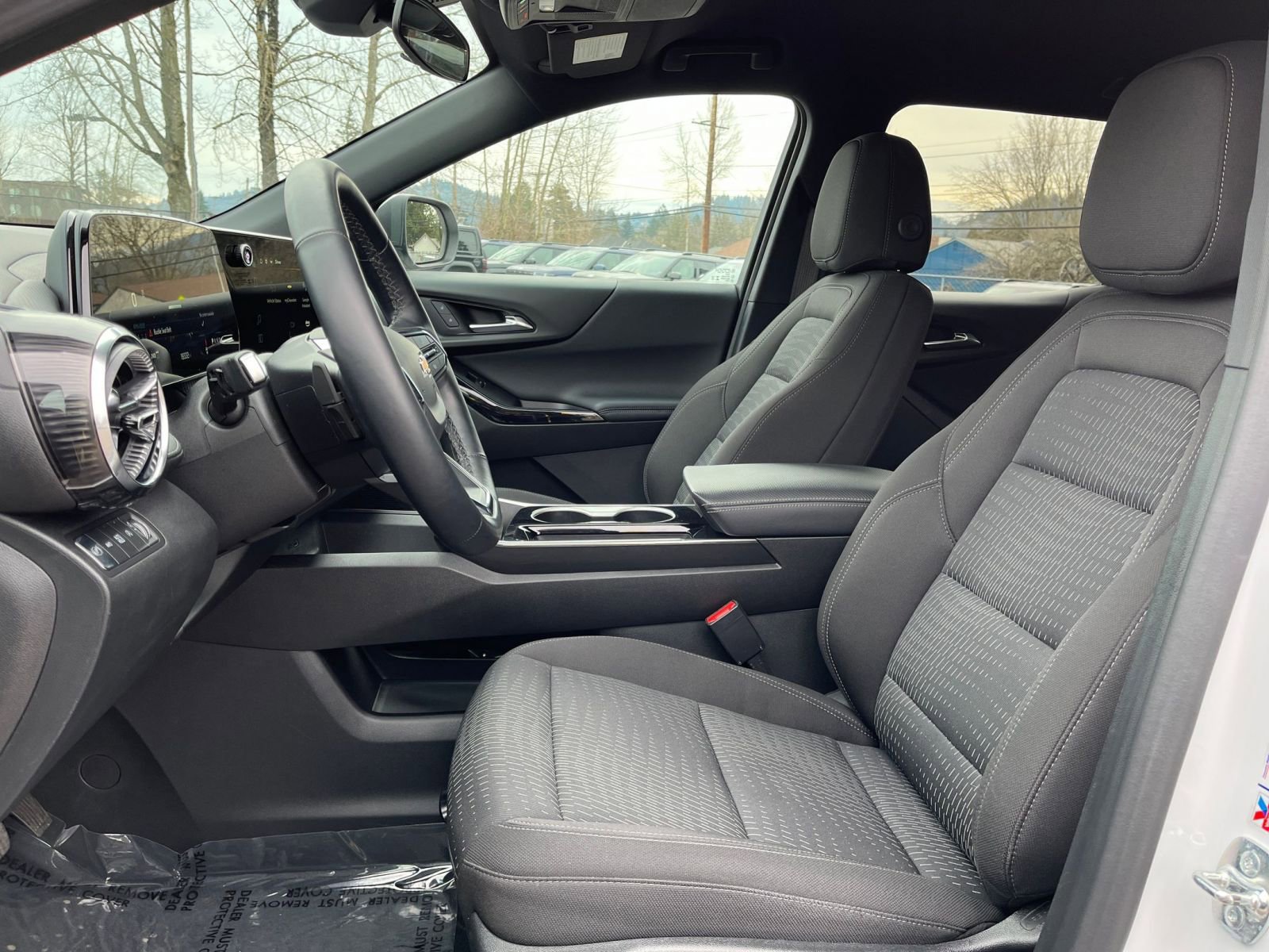 Used 2025 Chevrolet Equinox LT image 27