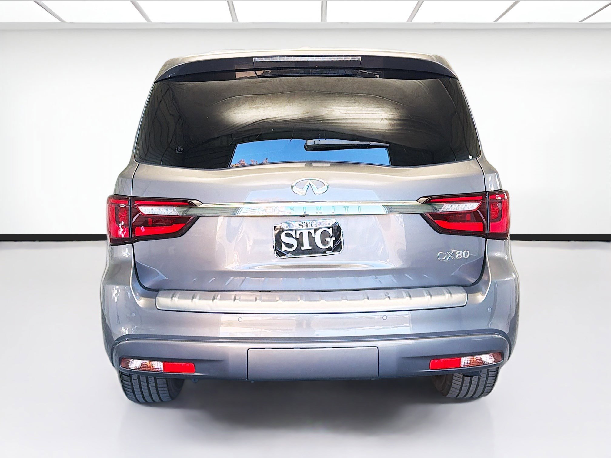 Used 2019 INFINITI QX80 Luxe image 5