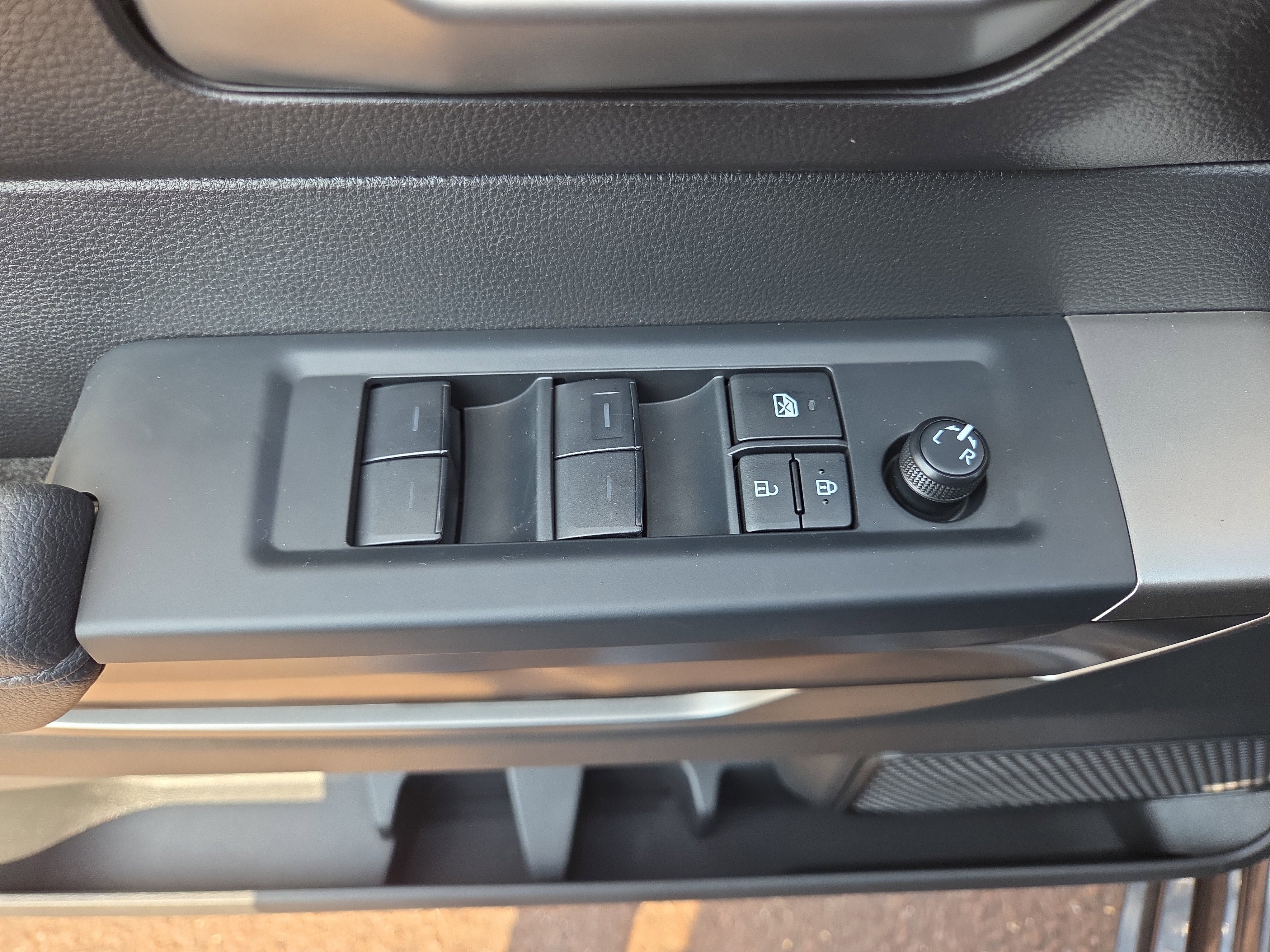 Certified 2026 Toyota Tundra SR5 image 28