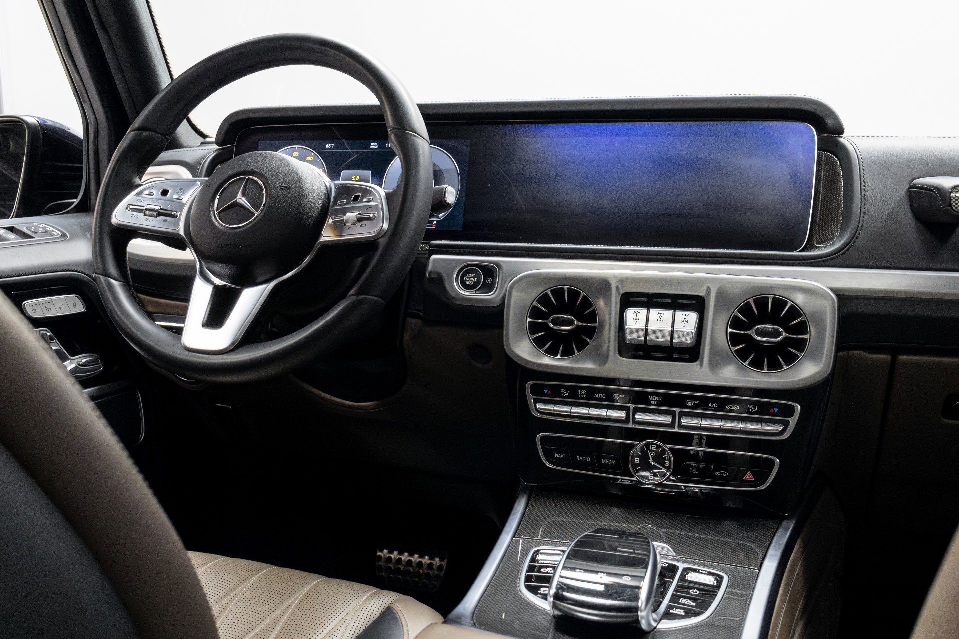 Used 2020 Mercedes-Benz G 550 image 27