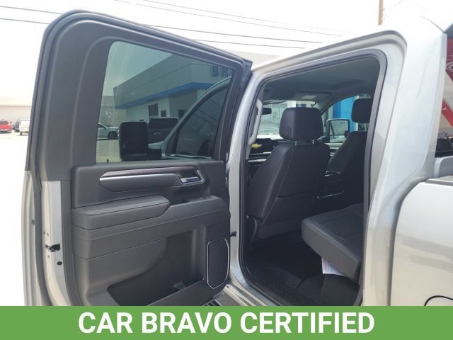 Certified 2025 Chevrolet Silverado 3500 LTZ w/ LTZ Convenience Package AWD/4WD image 31