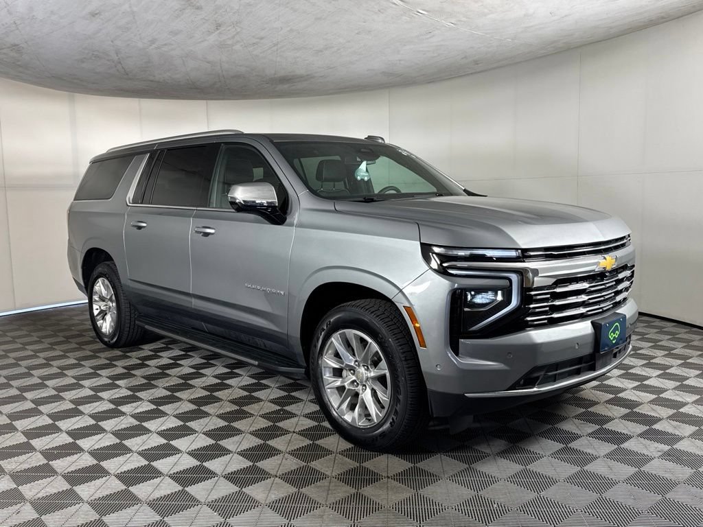 Certified 2025 Chevrolet Suburban Premier AWD/4WD image 3