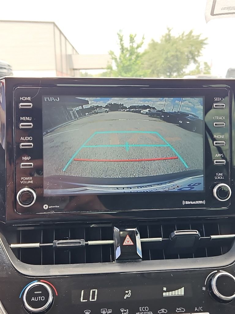 Used 2021 Toyota Corolla LE FWD image 19