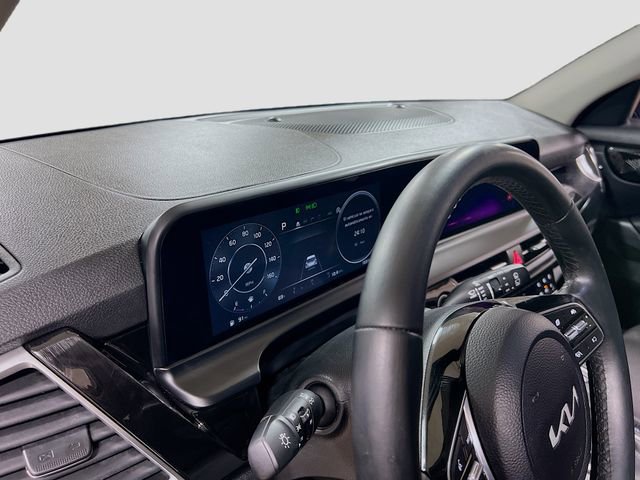 Certified 2024 Kia Seltos S image 9