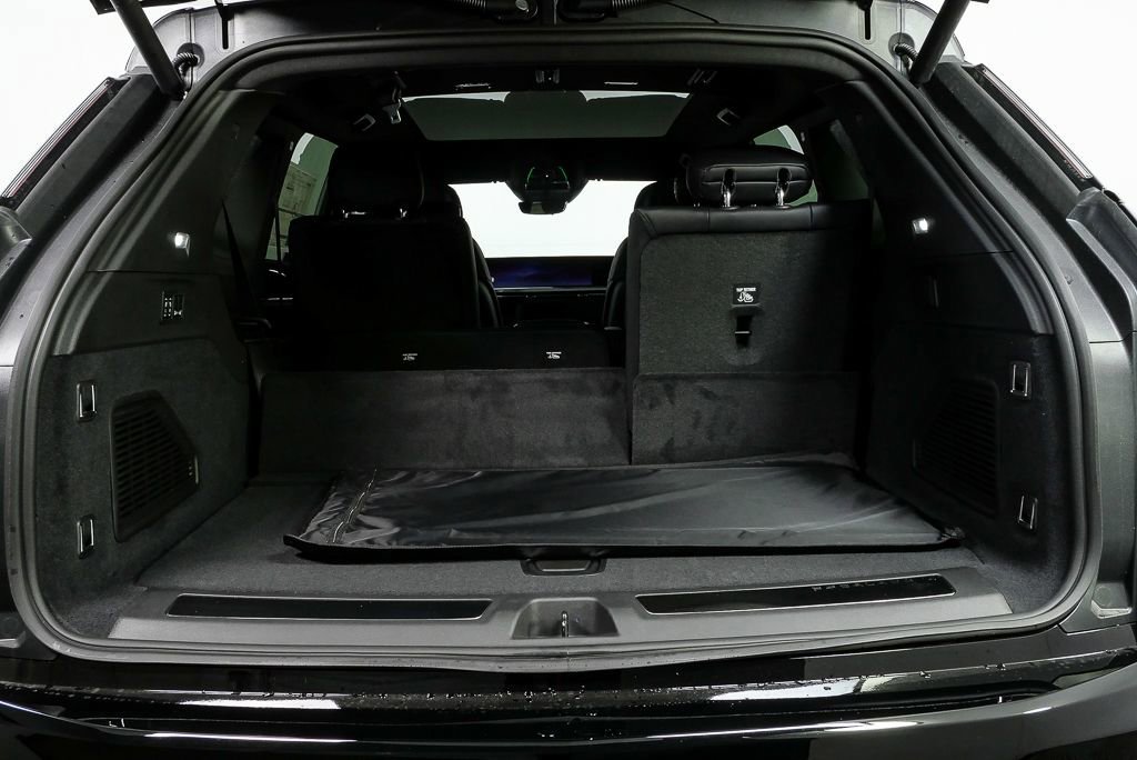 New 2026 Cadillac Escalade IQ Sport 1 image 32