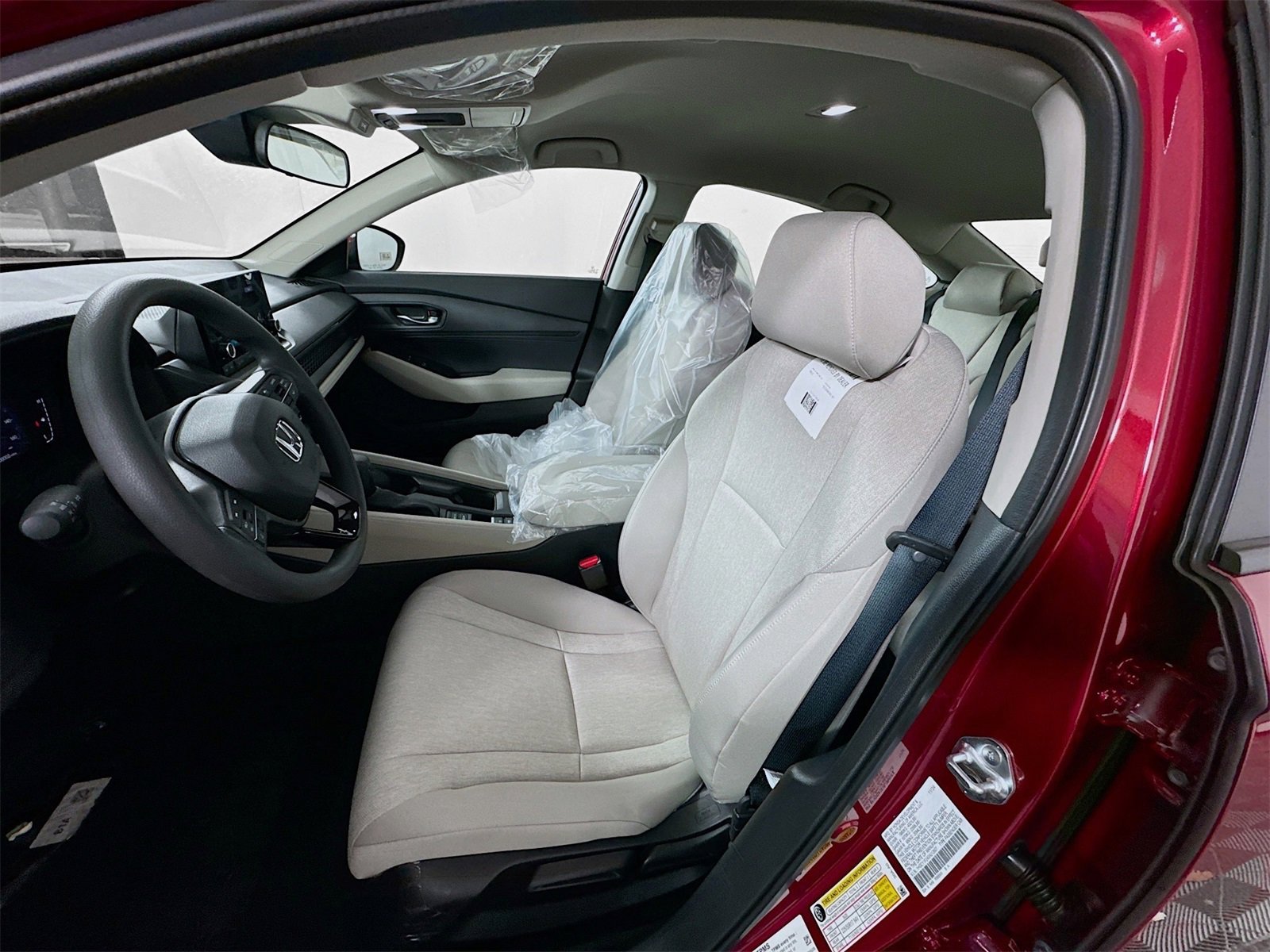 Used 2025 Honda Accord LX image 9