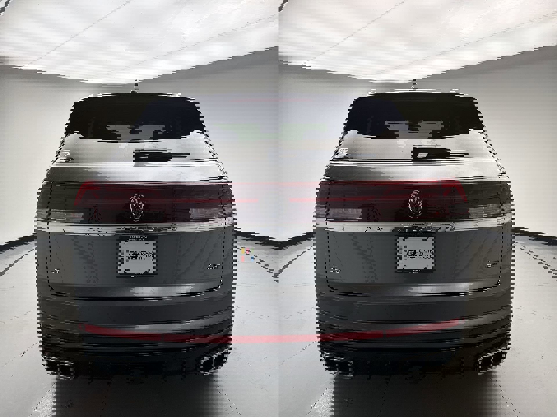 Used 2024 Volkswagen Atlas Cross Sport SEL Premium R-Line image 4