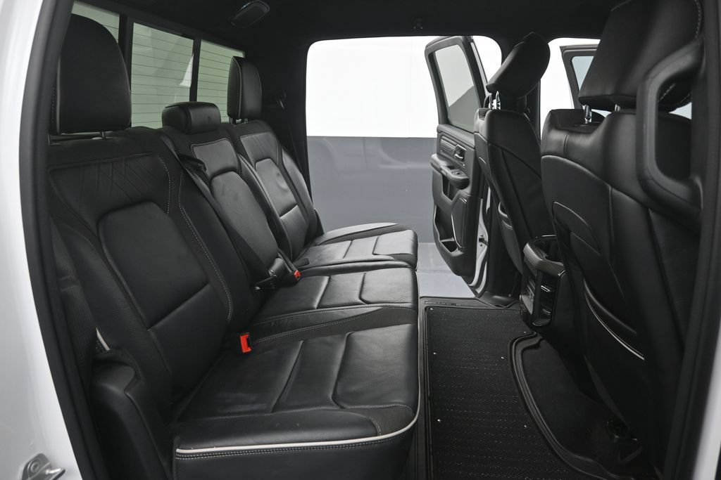Used 2025 RAM 1500 Limited AWD/4WD image 12