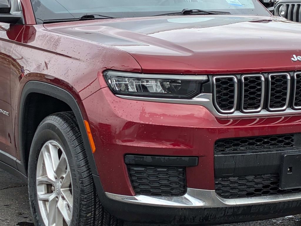 Used 2021 Jeep Grand Cherokee L Laredo w/ Luxury Tech Group I AWD/4WD image 5